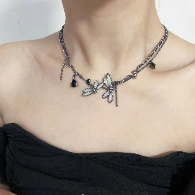Luxury Black Dragonfly Necklace – Chic Clavicle Chain Jewelry for Women
