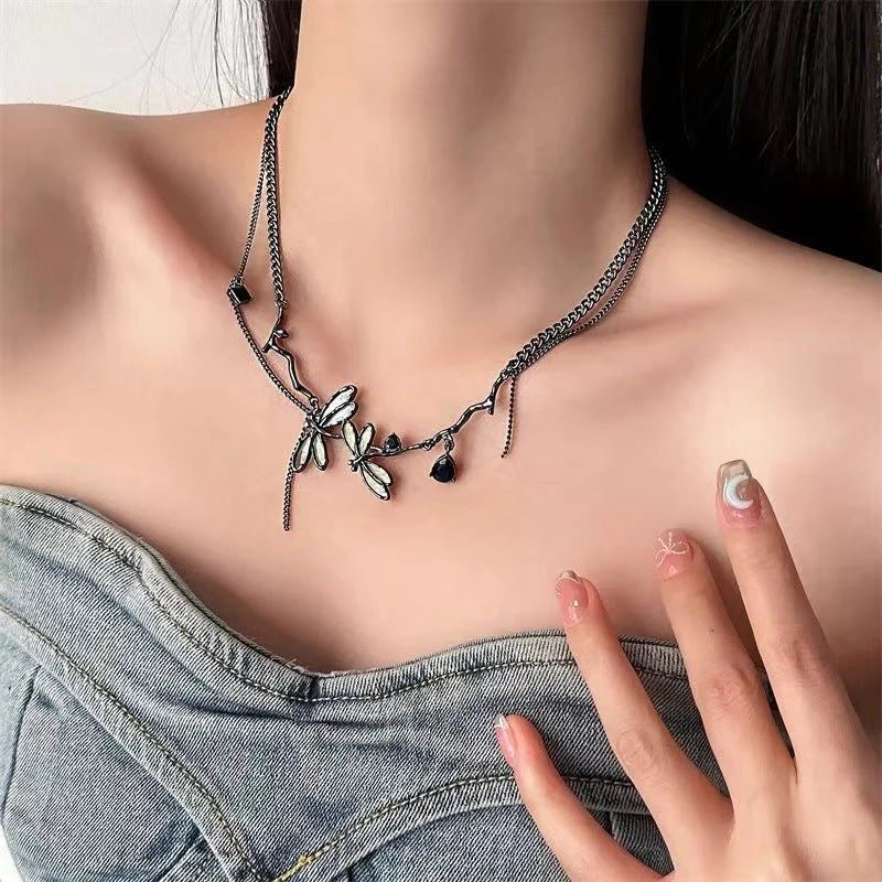 Luxury Black Dragonfly Necklace – Chic Clavicle Chain Jewelry for Women