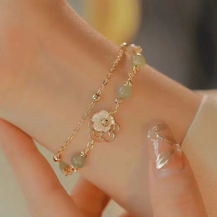 Elegant Hetian Jade Bracelet for Women – Timeless Luxury Stone Jewelry