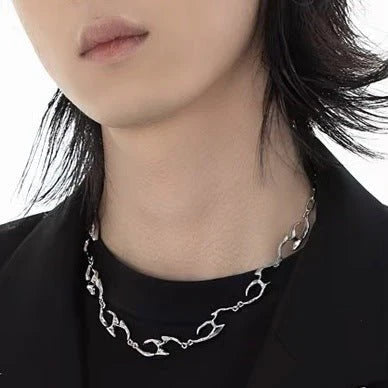 Artistic Irregular Chain Necklace – Minimalist Silver Statement Jewelry