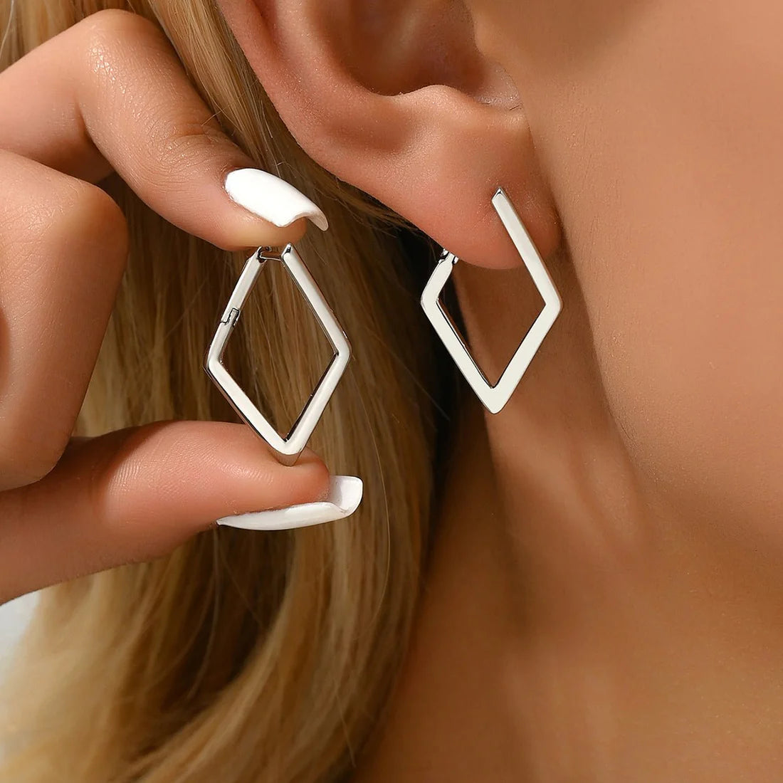 Simple Alloy Geometric Quadrilateral Earrings – Everyday Fashion